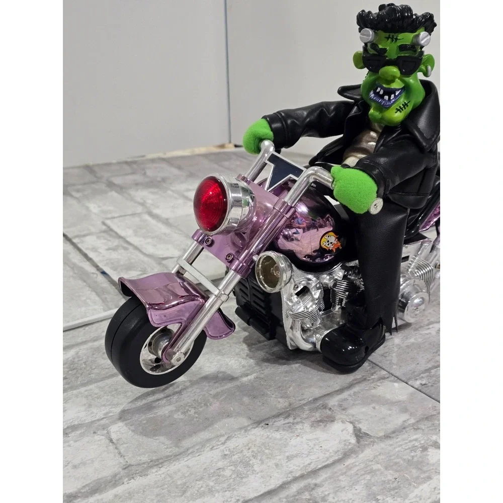Halloween Frankenstein‎ Motorcycle Born To Be Wild Animated Musical VIDEO